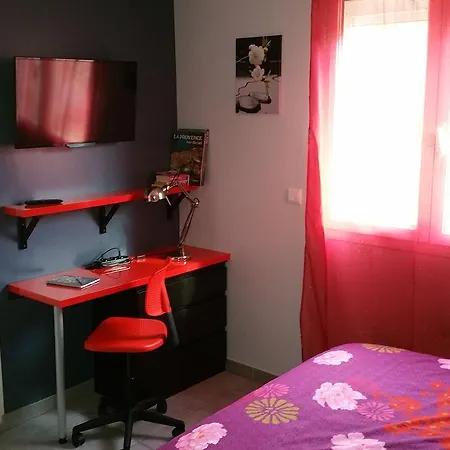 Nyaraló Petit Studio Au Calme *